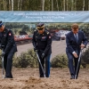 Nastąpiło symboliczne wbicie pierwszej łopaty.
